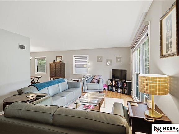 5th image of 5805 Charles St