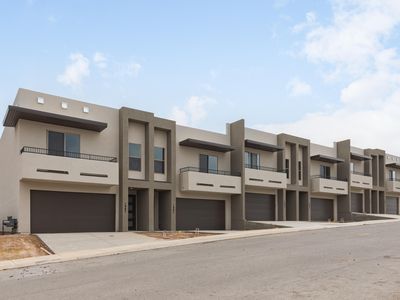 1987 250th S #43B, Hurricane, UT, 84737