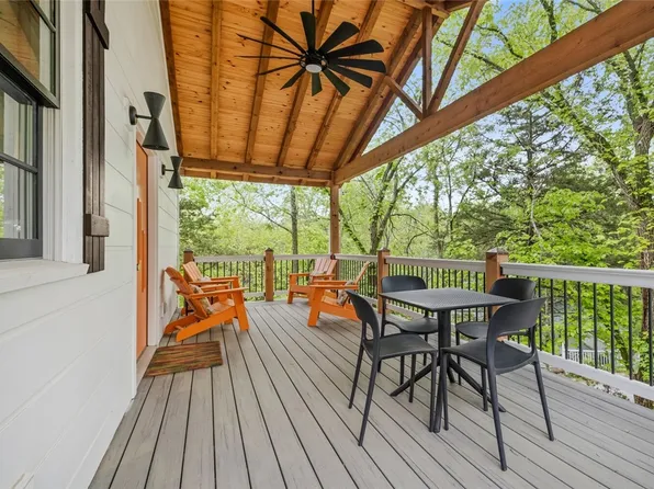 5 Prospect Ave, Eureka Springs, AR 72632