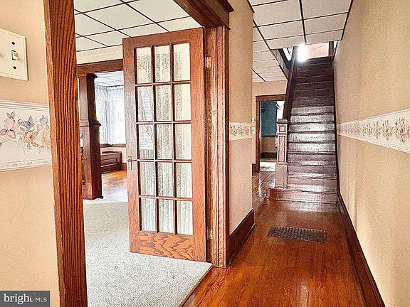 2nd image of 17802 Virginia Ave