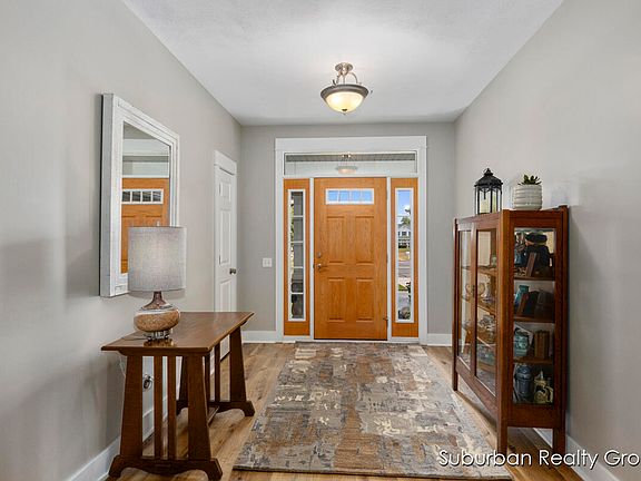 4th image of 5034 Golf Point Ct SE