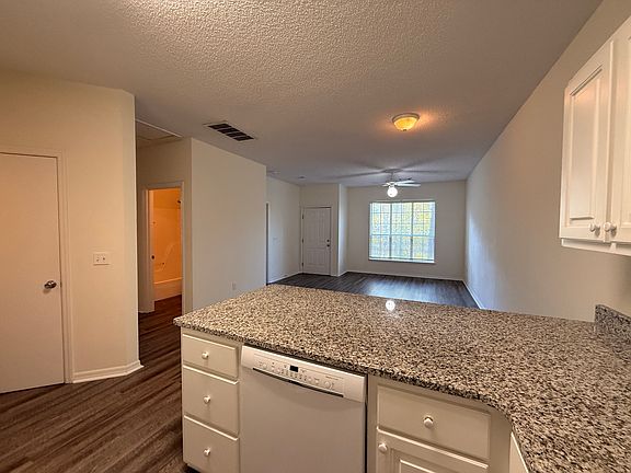 5th image of 980 Mack Bayou Rd APT 14