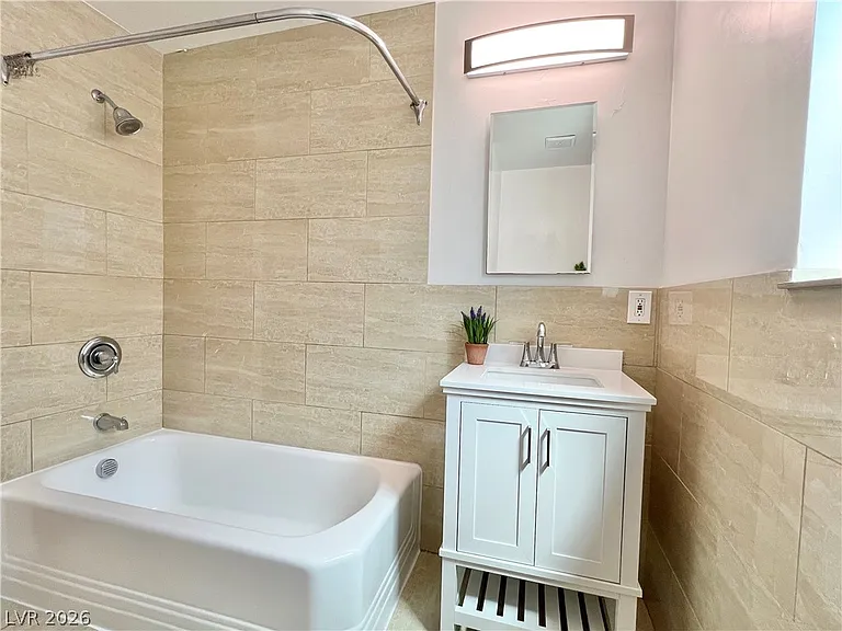 2300 Santa Clara Dr — Photo 30