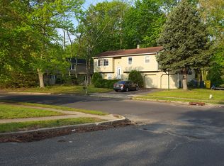 674 Cypress Ave, Lakewood, NJ 08701