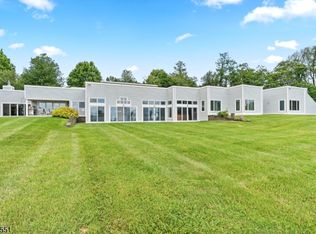 62 Zellers Rd, Long Valley, NJ 07853