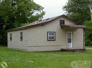 397 Luther Ave, Pontiac, MI 48341