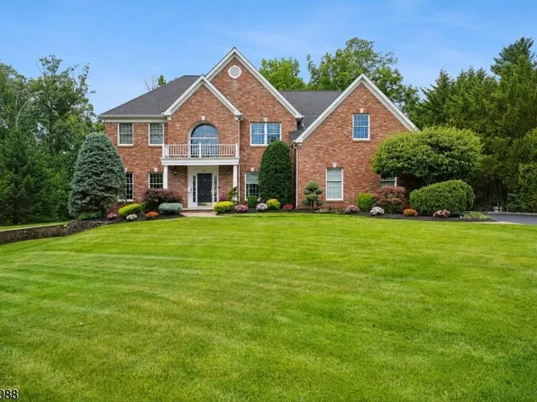 1081 Prospect St, Westfield Town, NJ 07090