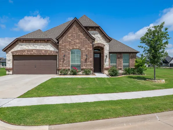 2011 Spieth St, Granbury, TX 76048