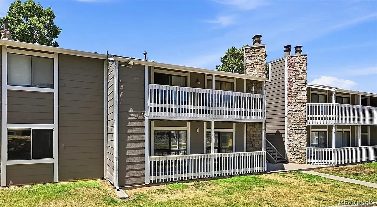 3 bed, 1177 sqft, $1,900 — Photo 3