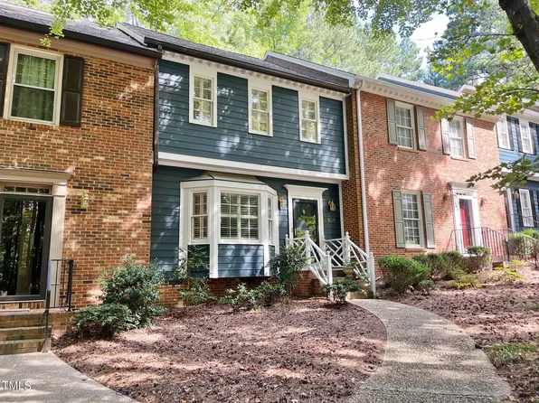554 Weathergreen Dr, Raleigh, NC 27615