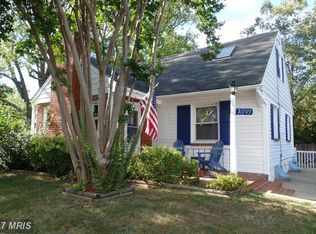 2909 5th St S, Arlington, VA 22204