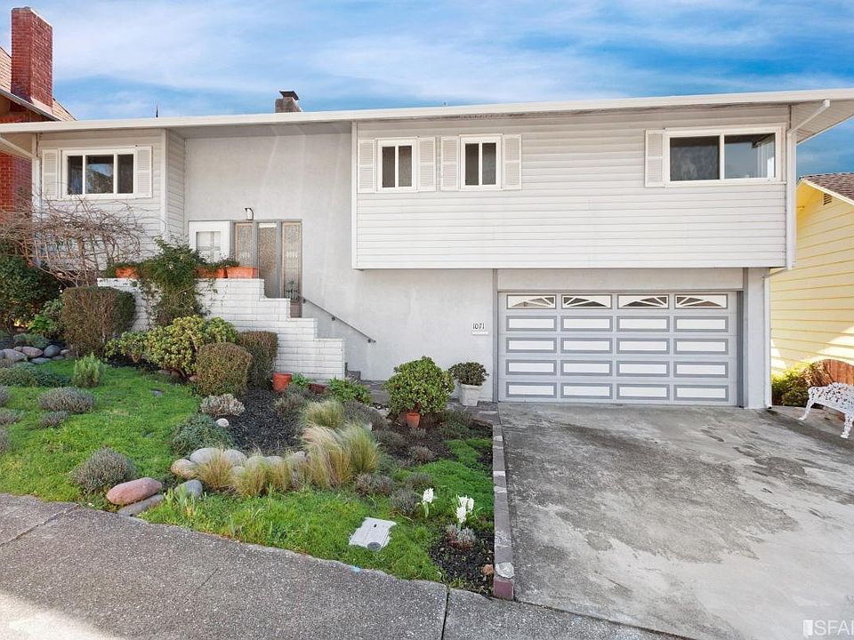 1st image of 1071 Yosemite Dr