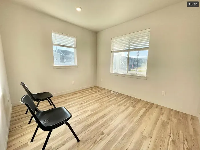 2162 Cloverleaf Way — Photo 4