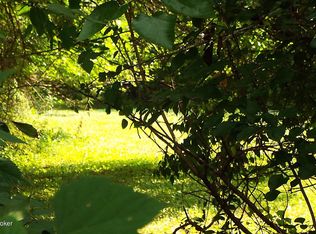 4120 Senn Rd, Louisville, KY 40216