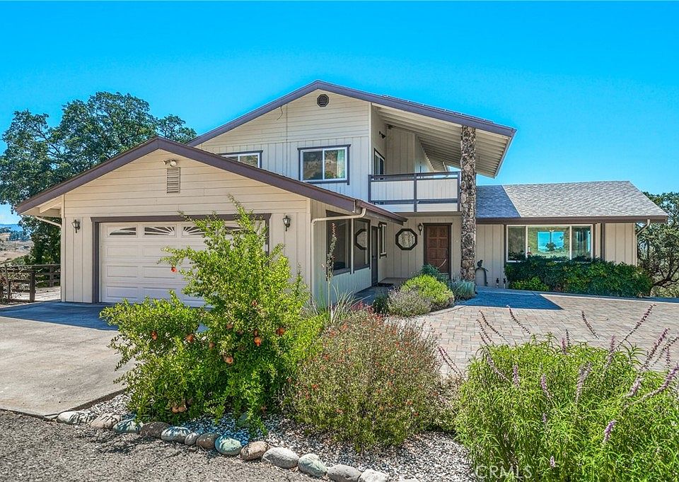 1st image of 3774 Leal Dr