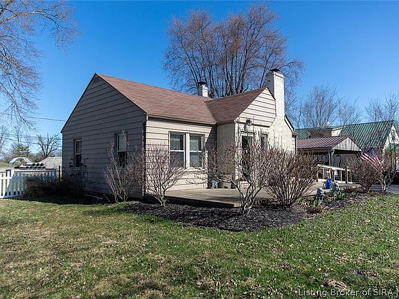 5th image of 342 W Lagrange Road