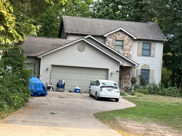 23455 Ironwood Dr, Elkhart, IN 46516