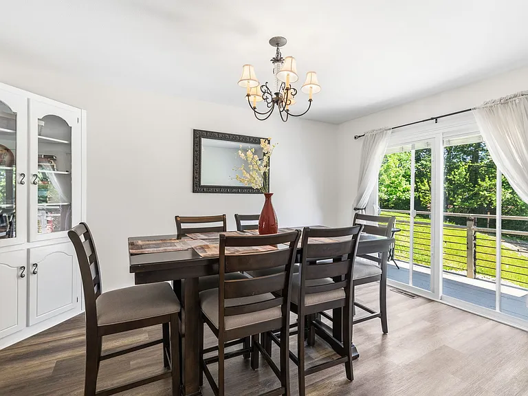 1720 Ridge Hill Ln #1 — Photo 6