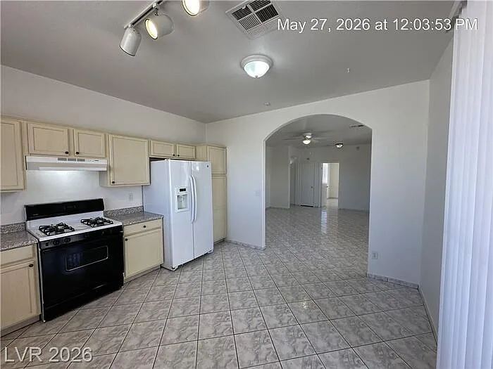 1006 Wreath Ct — Photo 9