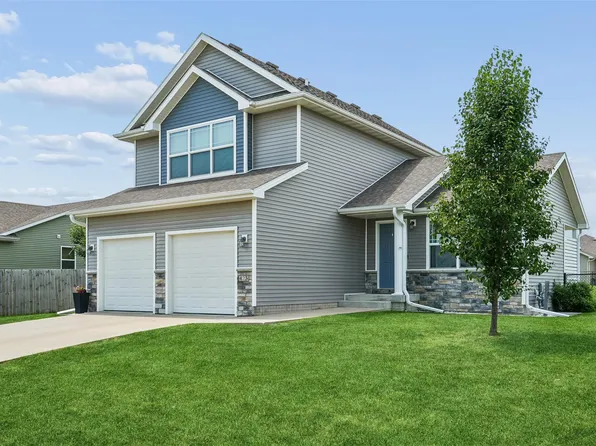 423 Wildcat Ct, Stuart, IA 50250