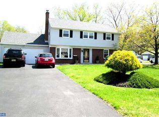 8 Knox Blvd, Marlton, NJ 08053