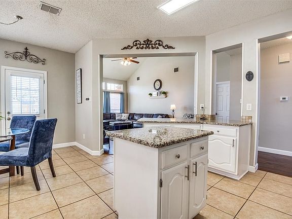 5th image of 10617 Nashville Dr