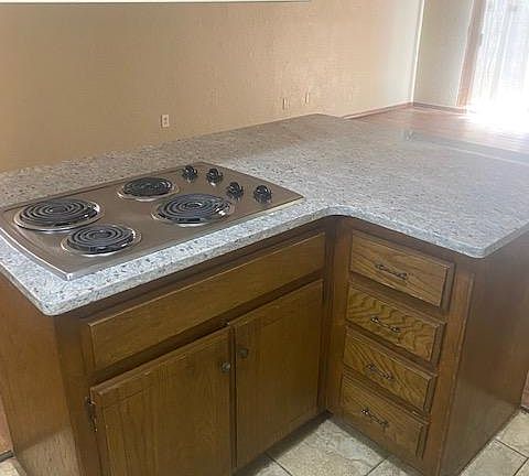 5th image of 3740 Windswest Ct