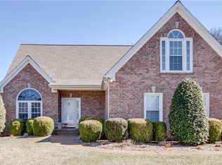 2724 New Port Royal Rd, Thompsons Station, TN 37179