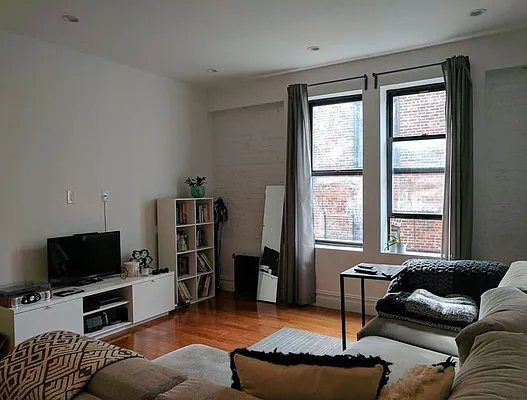 Rented by Platinum Properties | media 14