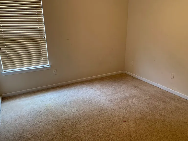 3841 Pleasant Oaks Dr — Photo 9