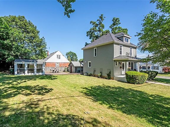 4th image of 20 Wardrope Ave