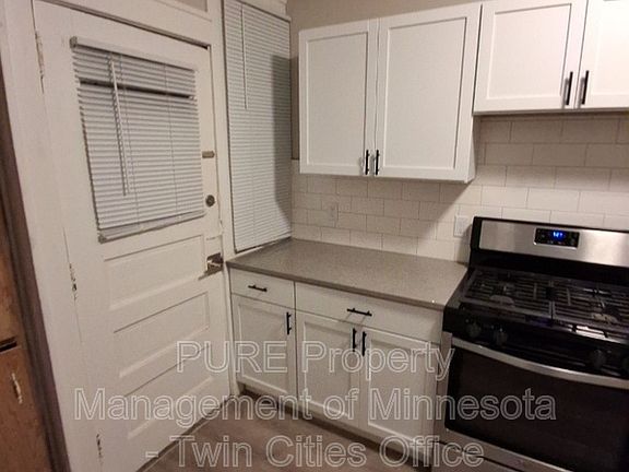 3rd image of 3149 Aldrich Ave S Unit 1