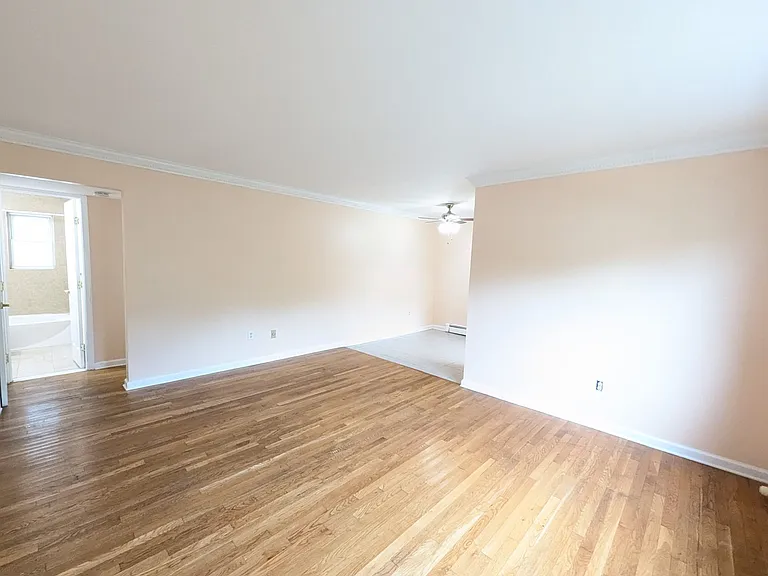 289 Main St #L — Photo 9