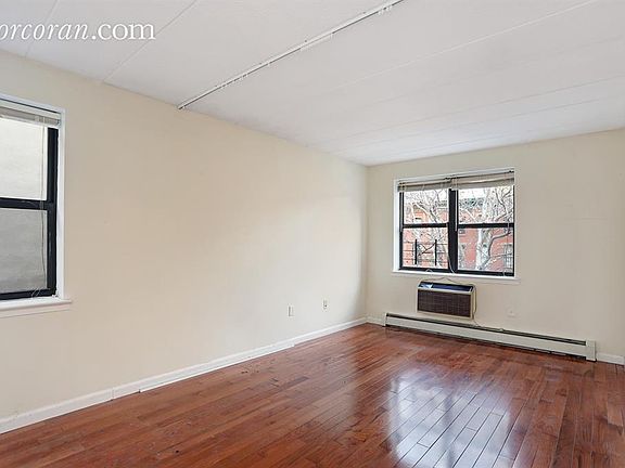 3rd image of 442 Clermont Ave APT G