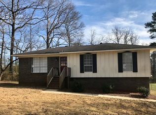 3011 Dave Cliff Dr, Fultondale, AL 35068