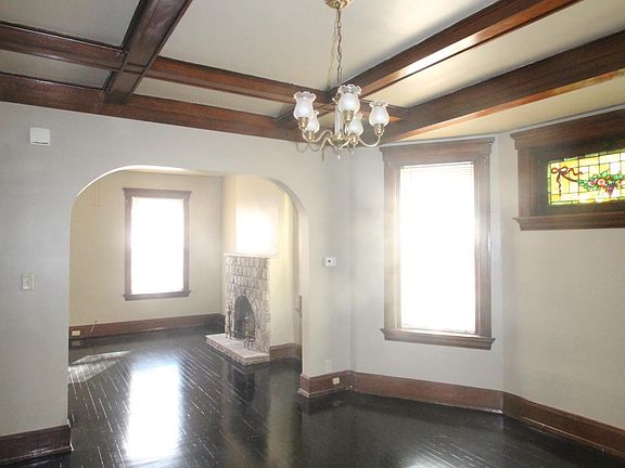5th image of 945 Oakland Ave #2