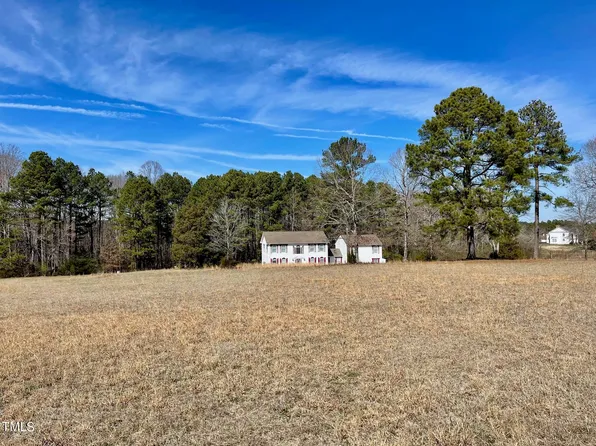 101 Ber Lake Dr, Henderson, NC 27537
