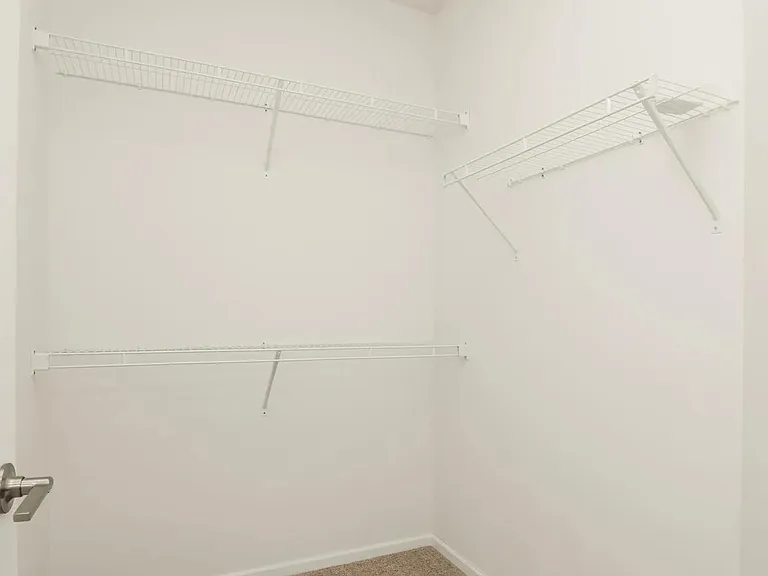 475 Penn Ct #15 — Photo 14