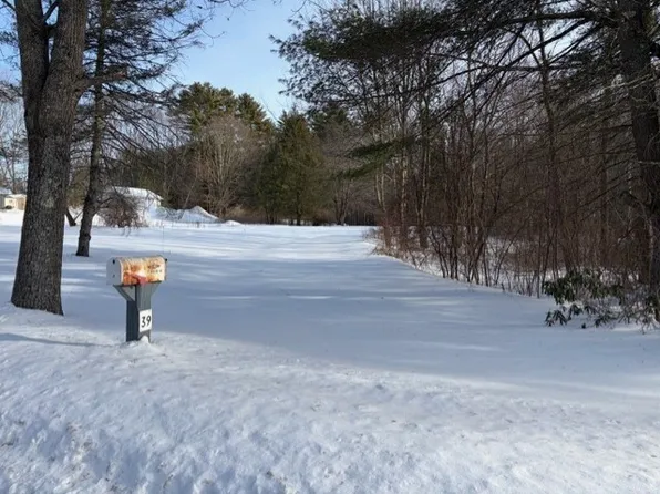 39 Highland Ave, Templeton, MA 01436