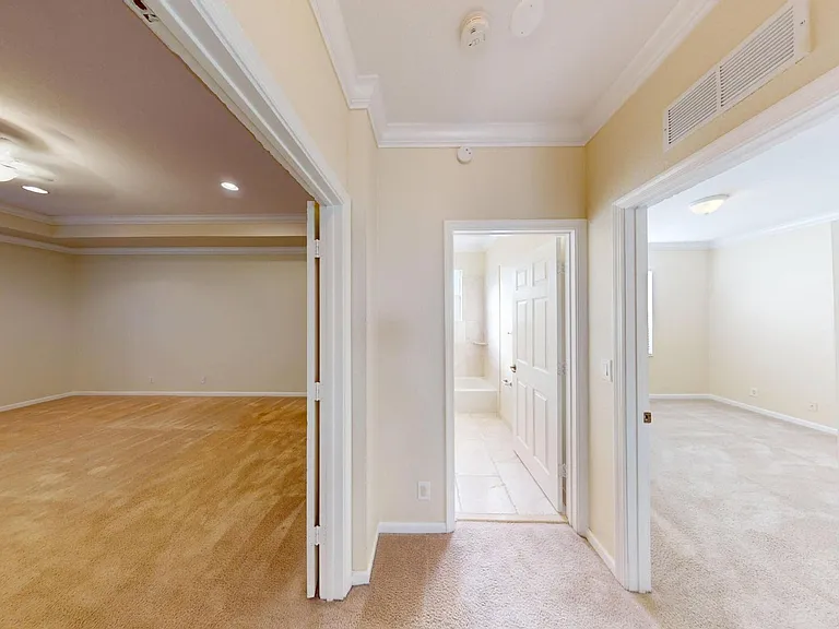 1007 Grove Park Cir — Photo 13