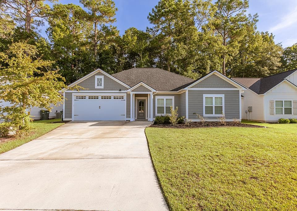 1st image of 102 Palm Island Dr