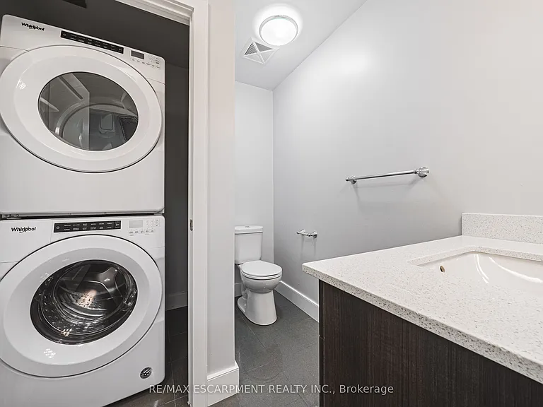 2061 Prospect St #209 — Photo 11
