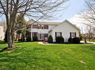 32099 Country Club Dr, Avon Lake, OH 44012