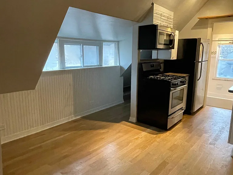 2847 W Dickens Ave #3 — Photo 8