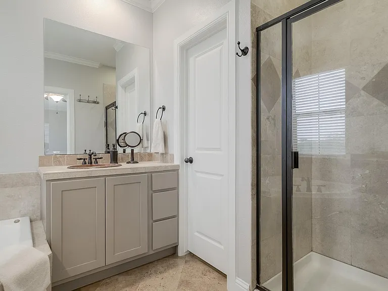 3118 Carmel St — Photo 28
