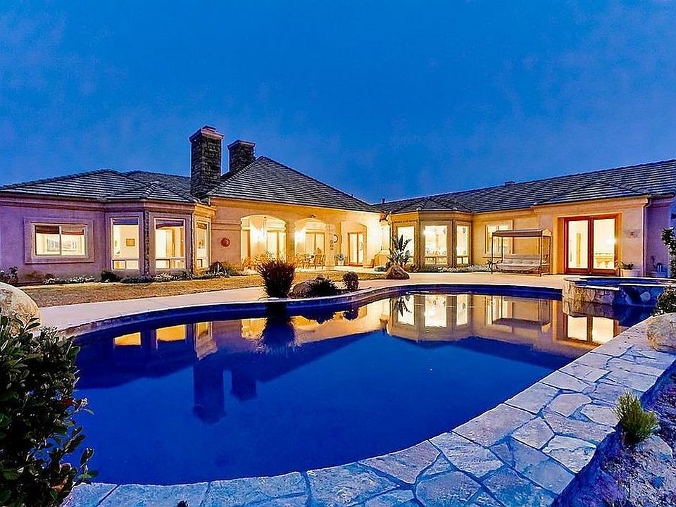 2nd image of 14250 Crystal View Ln