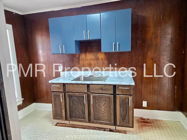 215 N 7th St — Photo 3