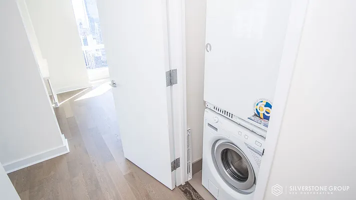 Rented by Silverstone Group USA Corp. | media 38