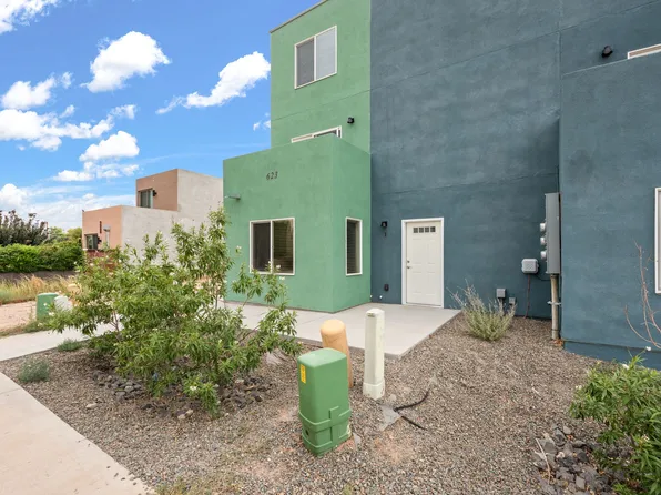 623 14th St SW #1, Albuquerque, NM 87102