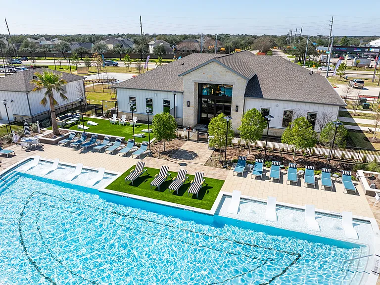 Alta Cypress Springs — Photo 40